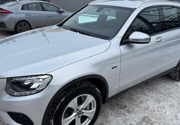 Mercedes-Benz GLC 350 89.000 km 25.700 &euro; Berlin 13509