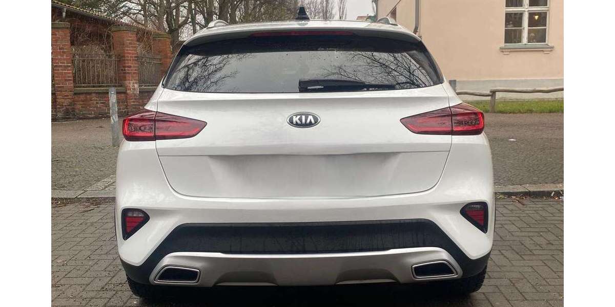 Kia XCeed 78.000 km 17.800 &euro; Berlin 13469