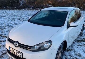 VW Golf 216.000 km 4.444 &euro; Berlin 14167