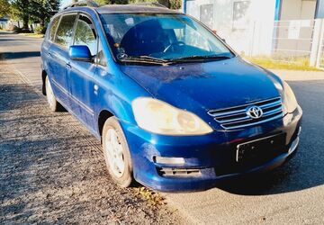 Toyota Avensis Verso 163.454 km 3.600 &euro; Berlin 13629