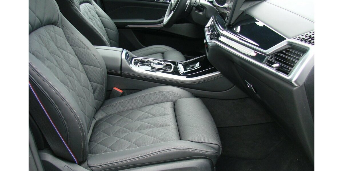 BMW X5 M60 i V8 M-Sport Pro xDrive Exclusiv Pano Luftf 12.812 km 82.980 &euro; Falkensee 14612