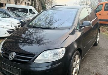 VW Golf 332.000 km 1.999 &euro; Berlin 12681