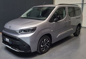 Toyota Proace City 27.497 km 32.950 &euro; Teltow 14513