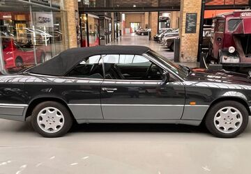 Mercedes-Benz E 200 119.469 km 24.500 &euro; Berlin 10553