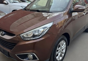 Hyundai ix35 FIFA World Cup Edition AHK AWD Autom. 4x4 135.769 km 9.700 &euro; Berlin 10247