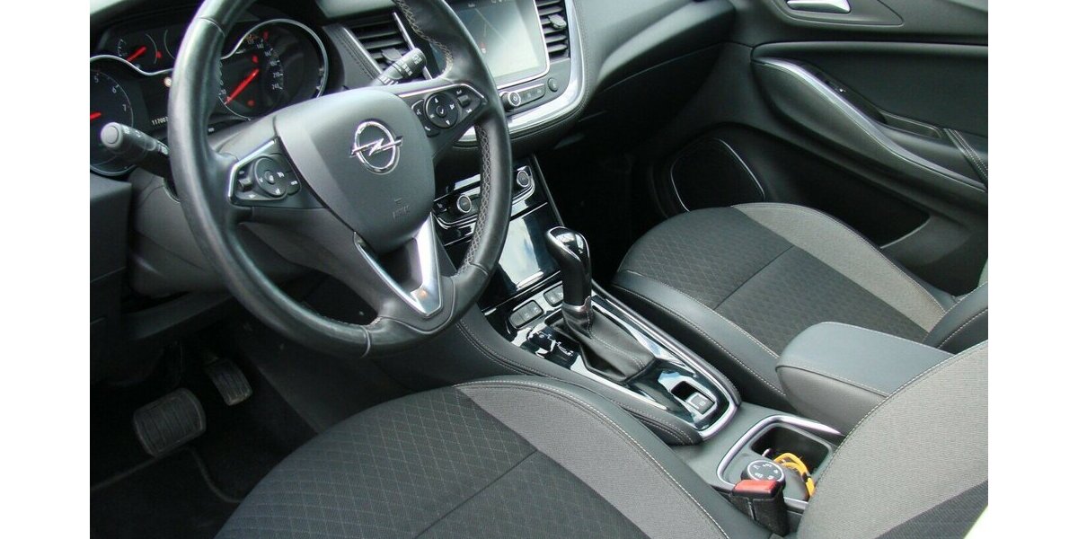 Opel Grandland X 1,6 Turbo Pure Tech 180 Innovation Int 117.982 km 13.980 &euro; Falkensee 14612