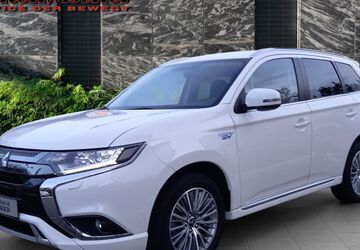 Mitsubishi Outlander 29.640 km 22.490 &euro; Stahnsdorf 14532