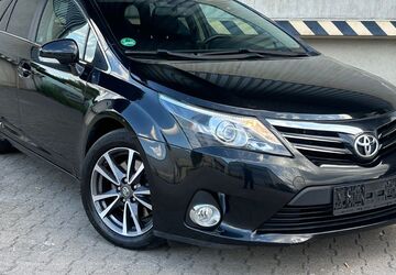 Toyota Avensis 161.000 km 8.900 &euro; Berlin 12277