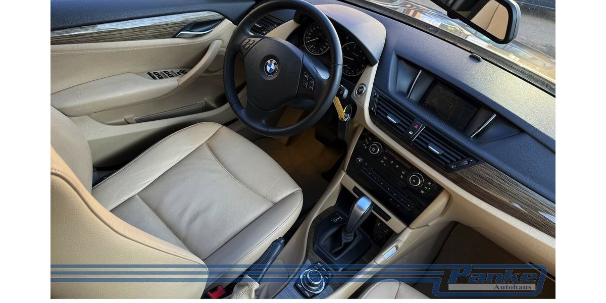 BMW X1 18 i sDrive Aut.*NAV*SHZ*Leder*USB*AC* 100.000 km 10.490 &euro; Berlin 13187