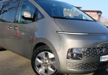 Hyundai STARIA 24.308 km 36.980 &euro; Falkensee 14612