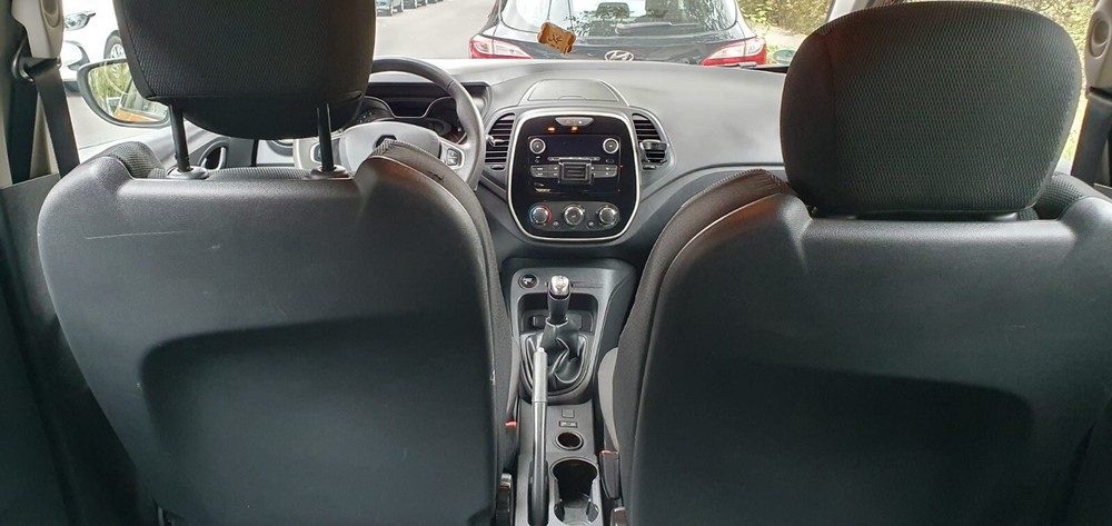 Renault Captur 80.000 km 8.800 &euro; Berlin 10178