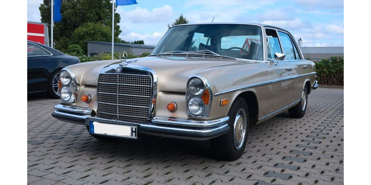 Mercedes-Benz 280 109.500 km 21.499 &euro; Berlin 10439