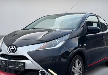 Toyota Aygo (X) 48.900 km 6.990 &euro; Berlin 12277