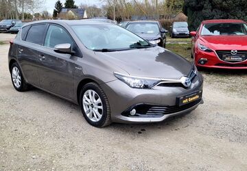 Toyota Auris 115.000 km 13.490 &euro; Berlin 13127