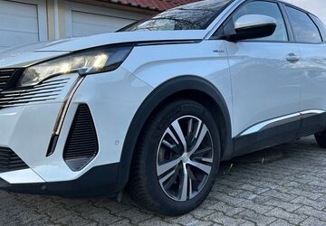 Peugeot 3008 135.000 km 15.900 &euro; Berlin 13403