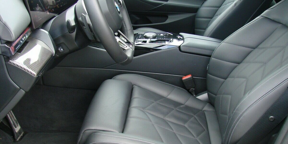 BMW 520 M-Sport Shadow Line ACC H&K SHZ AHK 360º 22.012 km 44.980 &euro; Falkensee 14612