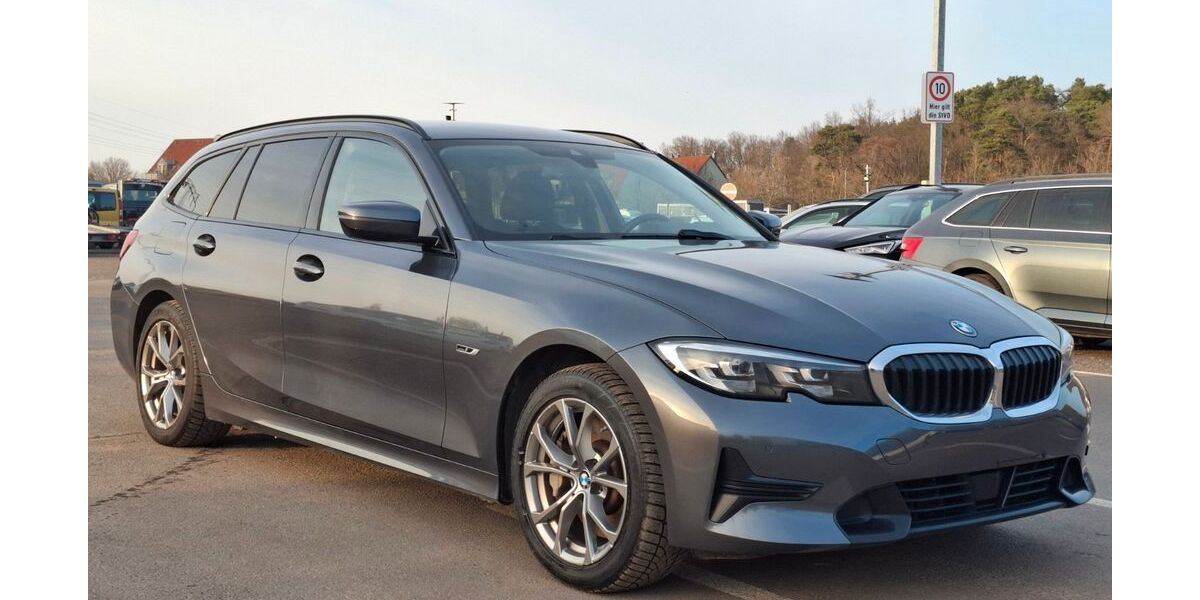 BMW 330 129.000 km 20.999 &euro; Berlin 15831