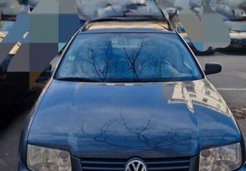 VW Bora 311.000 km 2.000 &euro; Berlin 13357