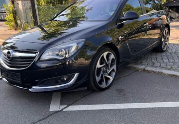 Opel Insignia 93.831 km 9.900 &euro; Berlin 13597