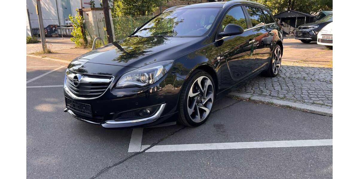 Opel Insignia 93.831 km 9.900 &euro; Berlin 13597