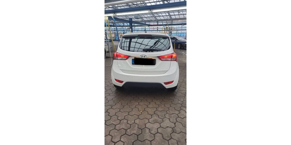 Hyundai ix20 54.000 km 9.000 &euro; Berlin 12689