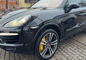 Porsche Cayenne 245.450 km 19.890 &euro; Berlin - Tempelhof 12107