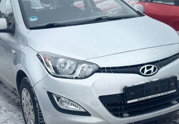 Hyundai i20 108.879 km 3.999 &euro; Wildau 15745