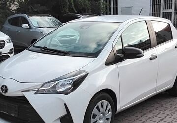Toyota Yaris 92.700 km 8.500 &euro; Berlin 13409