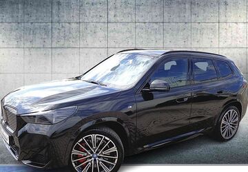 BMW iX1 13.100 km 47.700 &euro; Berlin 13405