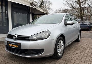 VW Golf 152.384 km 5.500 &euro; Berlin 13127