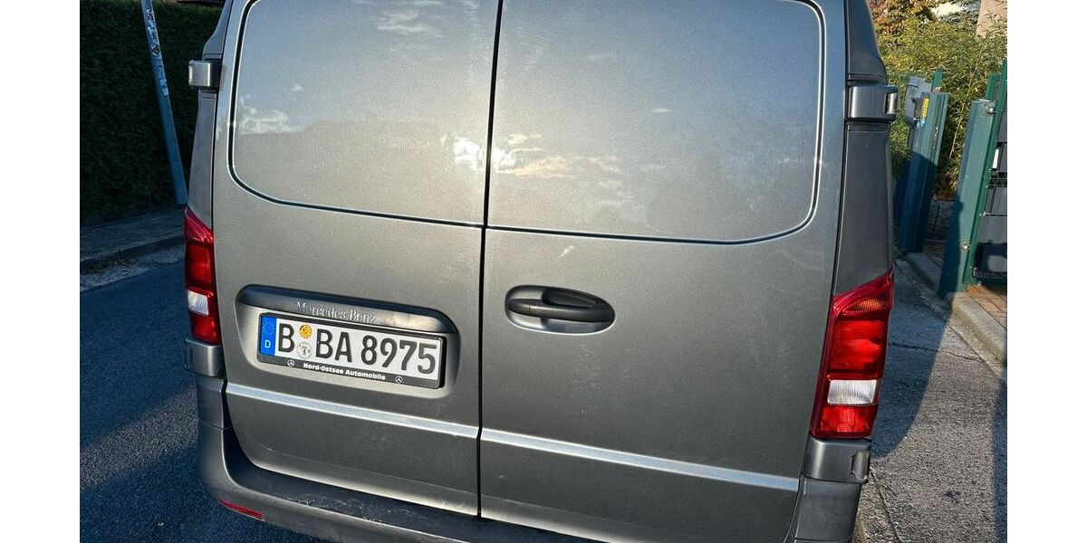 Mercedes-Benz Vito 246.000 km 17.000 &euro; Berlin 13595