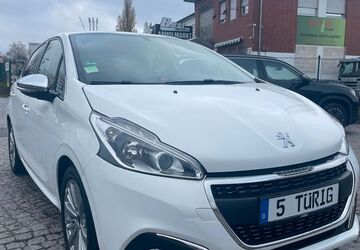 Peugeot 208 137.000 km 5.990 &euro; Berlin 10551