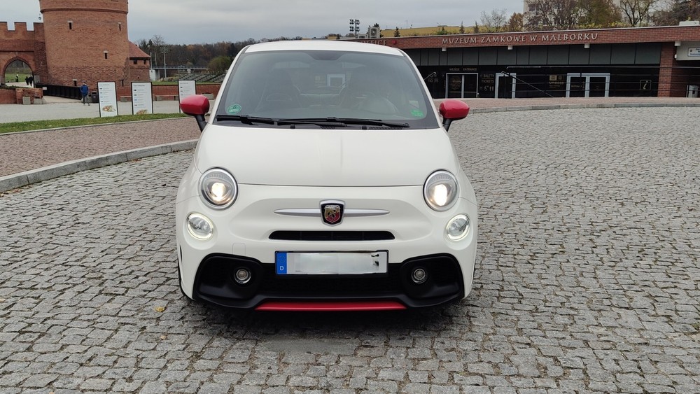 Fiat 500 76.804 km 16.500 &euro; Berlin 10178