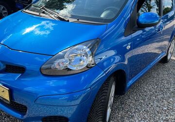 Toyota Aygo (X) 78.000 km 4.900 &euro; Berlin 13089