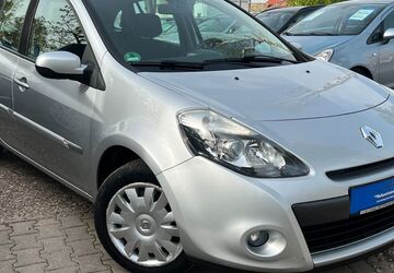 Renault Clio 155.870 km 3.290 &euro; Berlin 13089