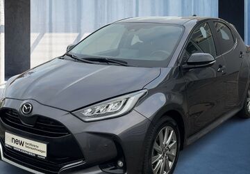 Mazda 2 Hybrid 21.371 km 21.990 &euro; Berlin 12099