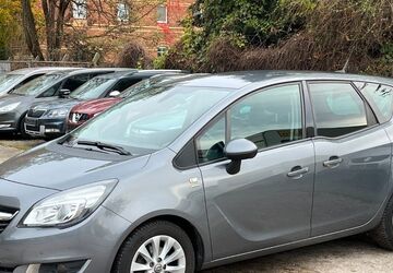 Opel Meriva 128.010 km 8.900 &euro; Berlin 13127