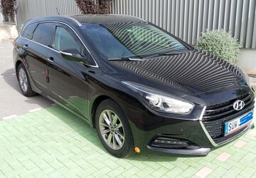 Hyundai i40 73.000 km 12.999 &euro; Berlin 13127