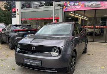 Honda e 25.021 km 15.990 &euro; Berlin 13403