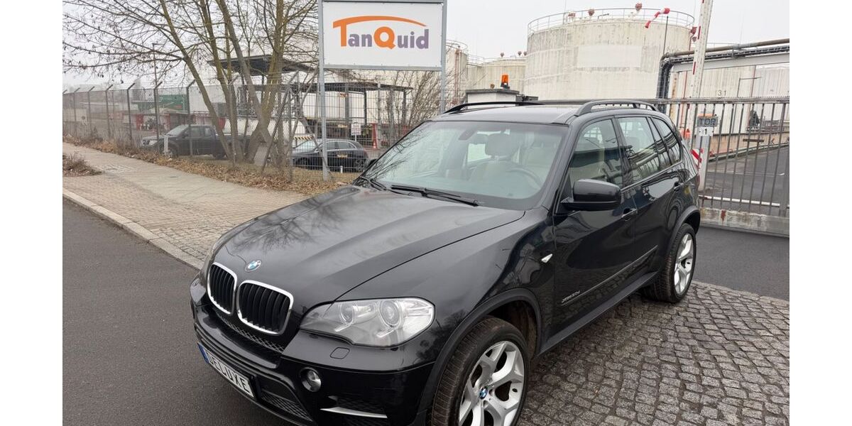 BMW X5 229.520 km 8.990 &euro; Berlin 13597