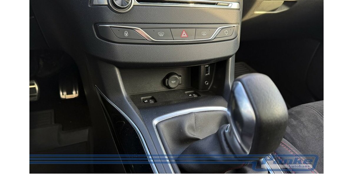 Peugeot 308 GT 180*Pano*TotW*LED*RFK*Denon*SHZ*NAV* 112.235 km 11.990 &euro; Berlin 13187