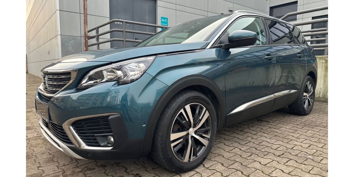 Peugeot 5008 141.622 km 12.980 &euro; Berlin 13353