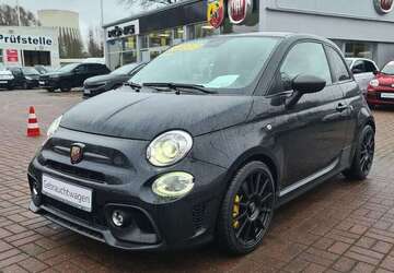 Abarth 695 8.360 km 28.999 &euro; Berlin 13599