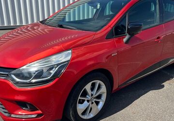 Renault Clio 104.000 km 5.990 &euro; Berlin 12057