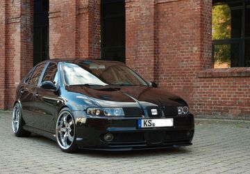 Seat Leon 144.500 km 6.999 &euro; Berlin 12163
