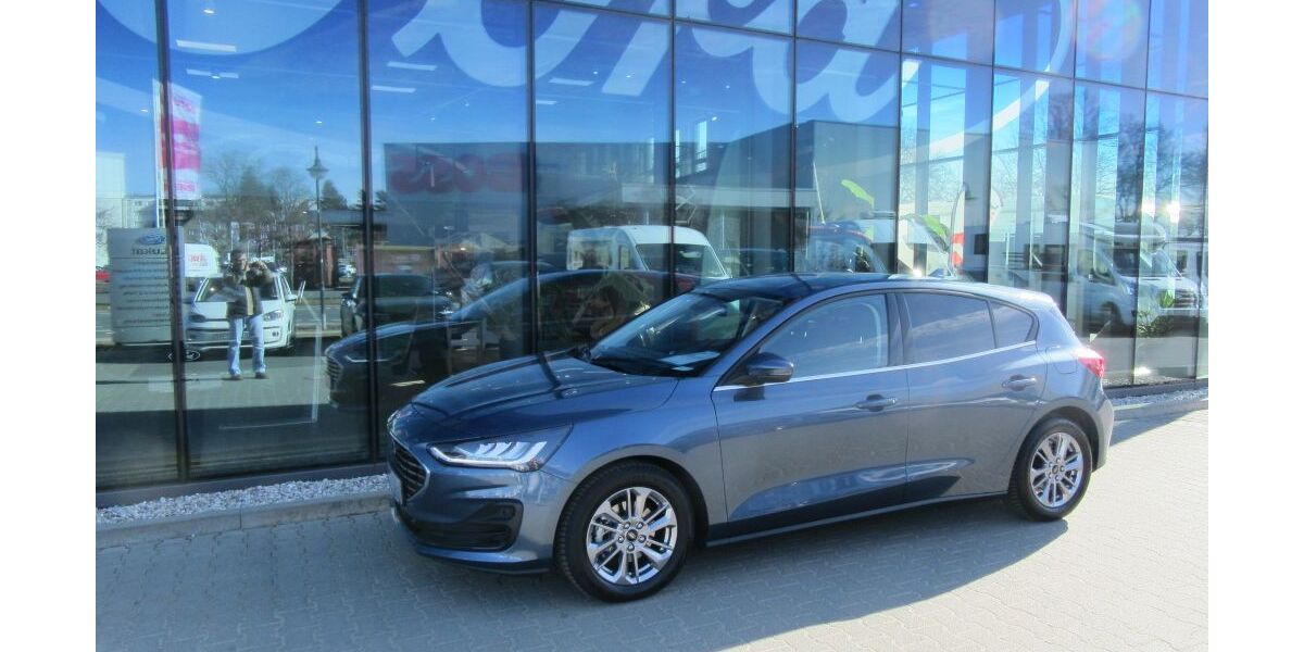 Ford Focus 17.857 km 22.500 &euro; Bernau 16321