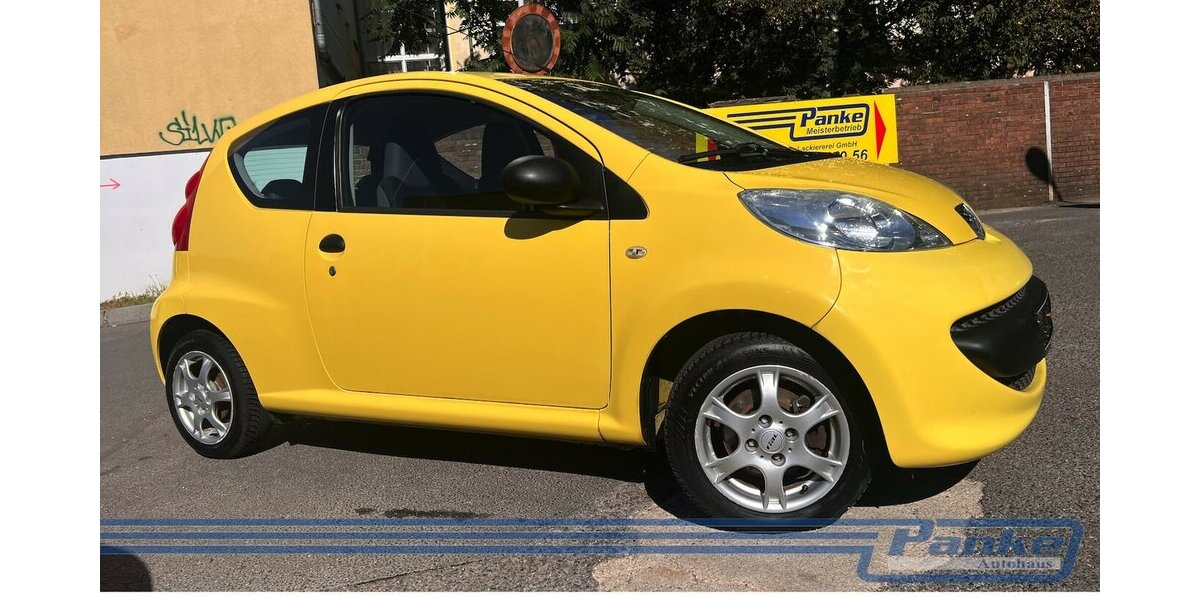Peugeot 107 Petit Filou 3trg.*Radio/CD*AUX*LM*AllSeason* 180.827 km 1.490 &euro; Berlin 13187