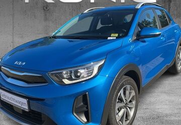Kia Stonic 29.811 km 18.299 &euro; Hoppegarten 15366
