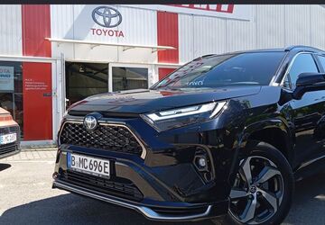 Toyota RAV 4 5.500 km 55.990 &euro; Berlin 13403