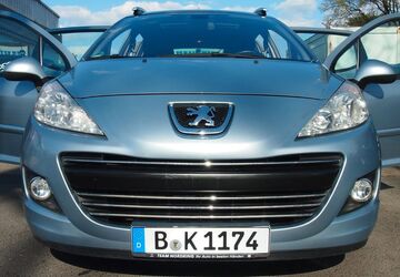 Peugeot 207 85.000 km 4.800 &euro; Berlin 14057